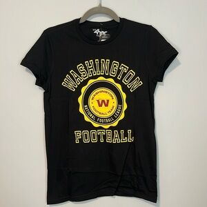 NFL Washington Football Team Tee Women’s Small S New NWT